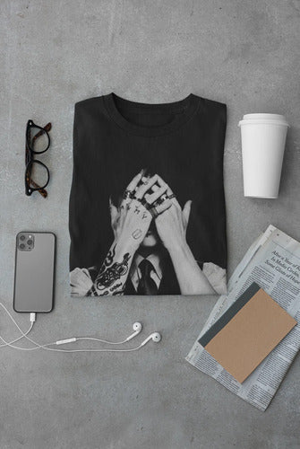 Playera Unisex Wp Modelo Jungkook Manos BTS