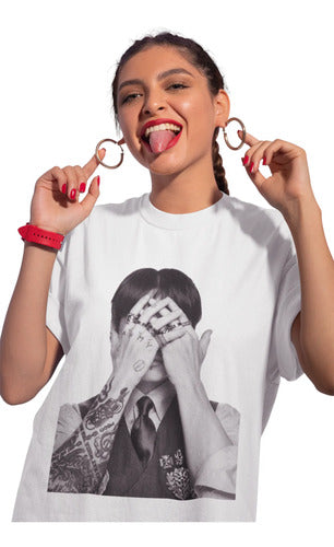 Playera Unisex Wp Modelo Jungkook Manos BTS